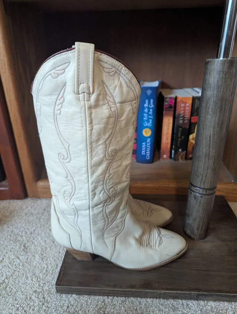 vintage Acme White Embroidered Cowgirl Boots Women’s Size 8 Western Leather USA